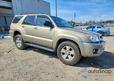 2007 Toyota 4Runner z USA, uszkodzony, nr VIN JTEBU14RX70107011